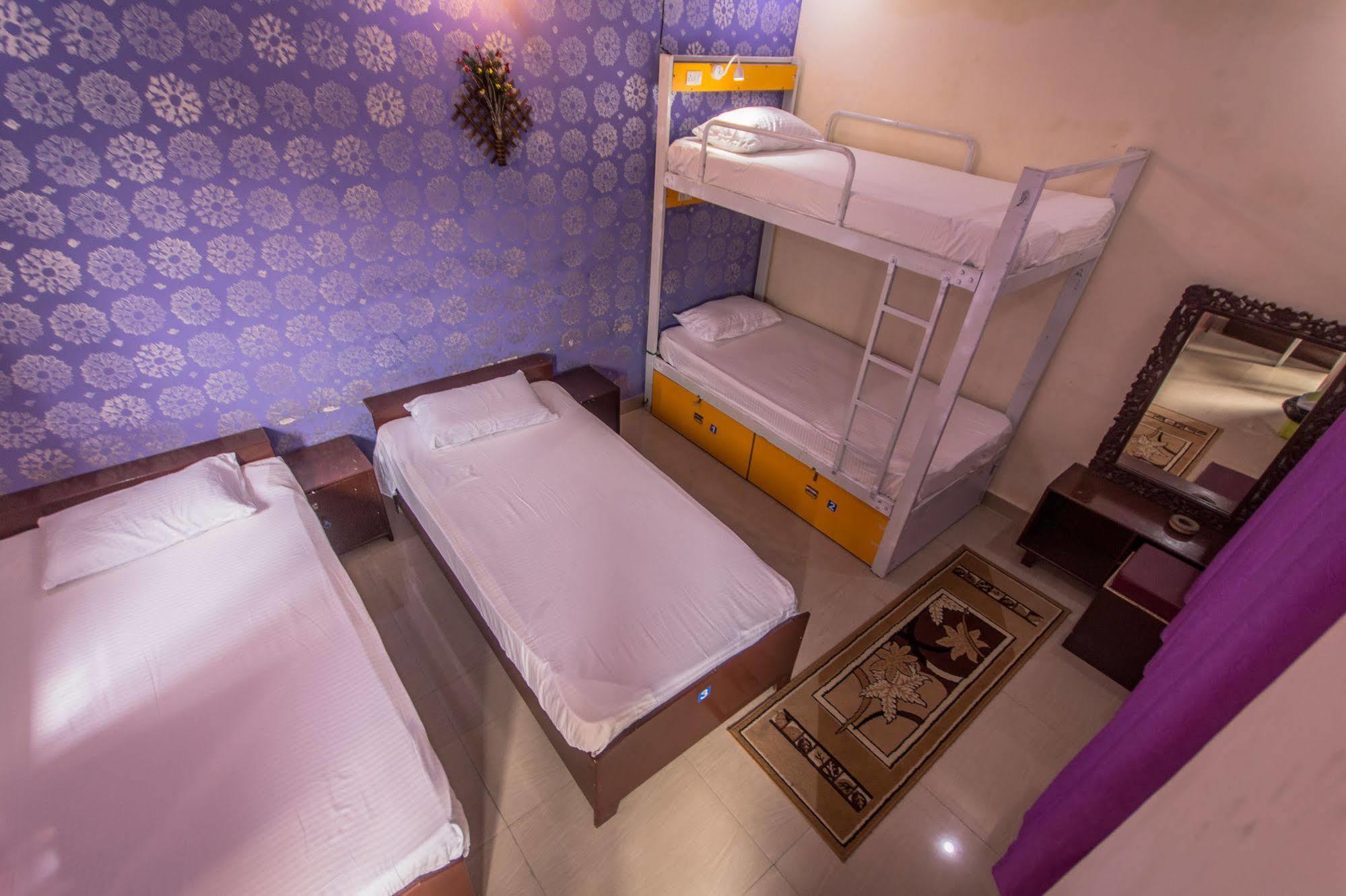 Backpacker Panda Friends - Agra Hostel Exterior photo