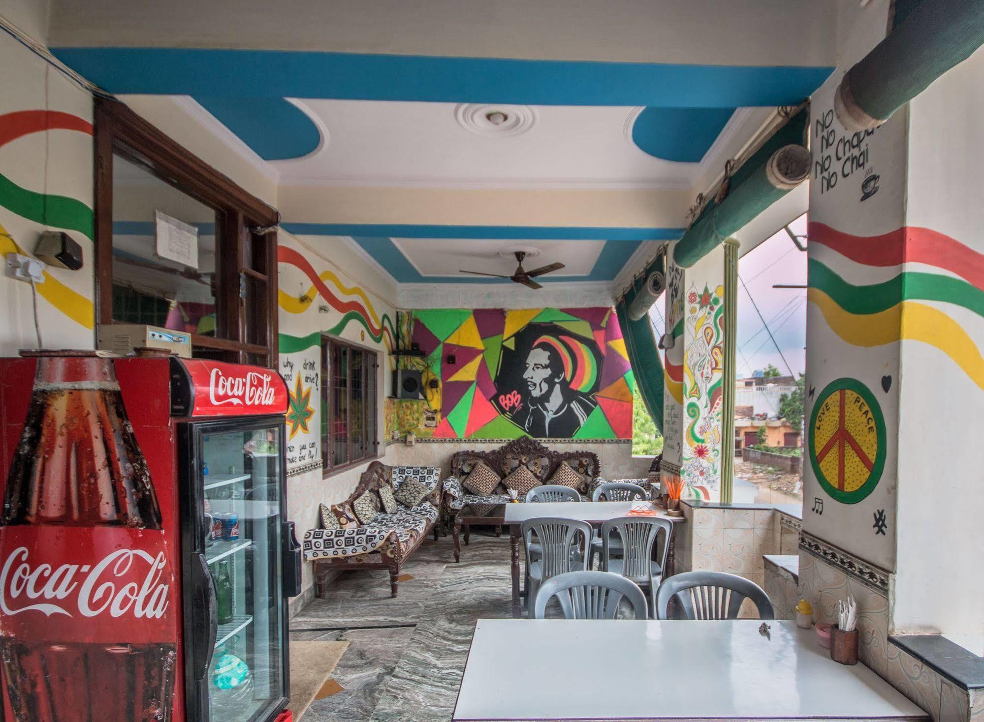 Backpacker Panda Friends - Agra Hostel Exterior photo